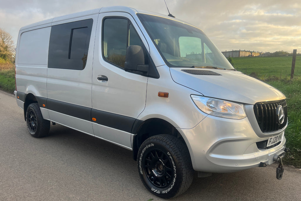 Mercedes Sprinter Van fitted with Matte Black EVO corse DakarZero wheels