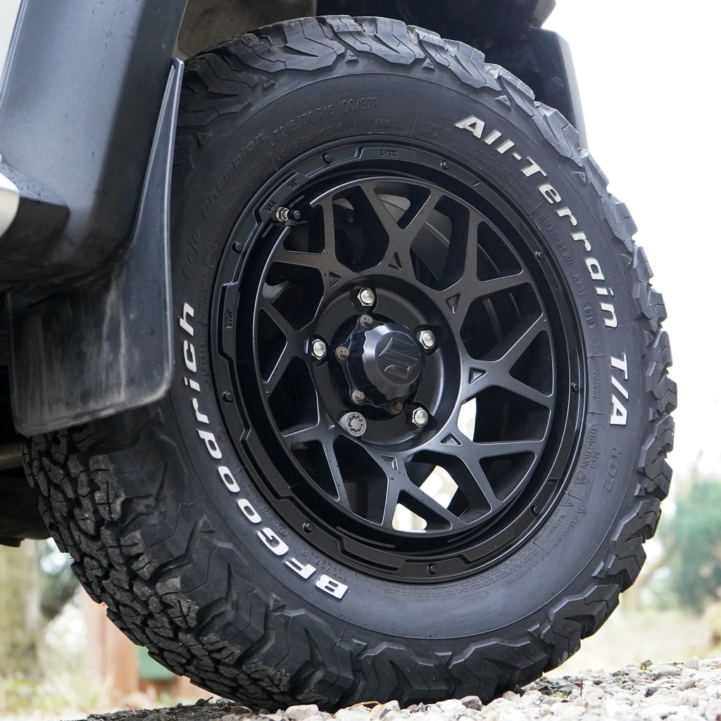 Concave spoke style 16 inch Magpie M-01 Wheels fitted with BF GOODRICH K02 215/70R16 tyres on a Suzuki Jimny (2018+) 16×6.0J-5 Street Track Life